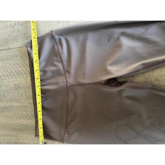Varley Hughes Laser Cut High Rise Leggings in Braken Brown Women’s size Small - Picture 9 of 14